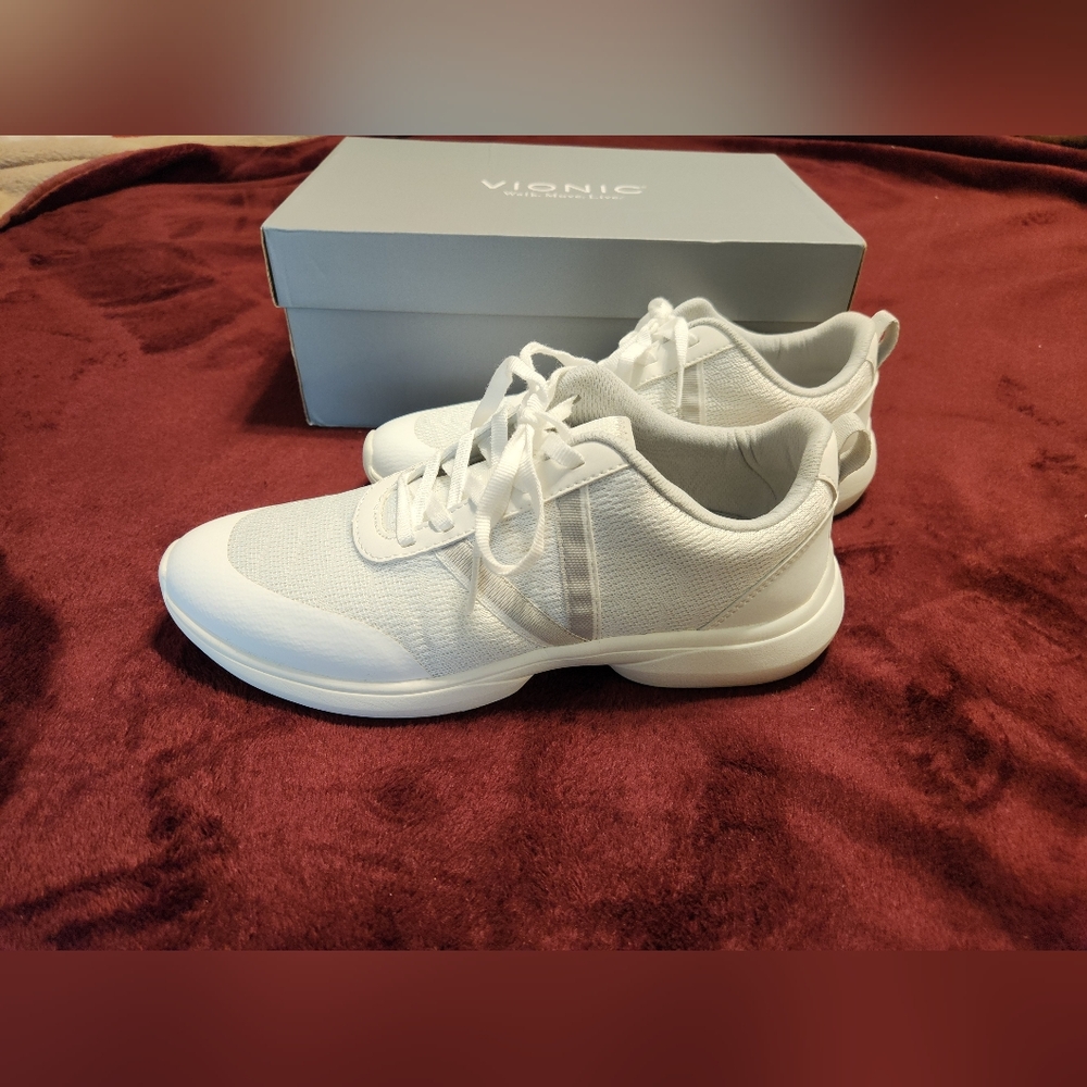 Vionic, Women's White 1st Ray Sneakers